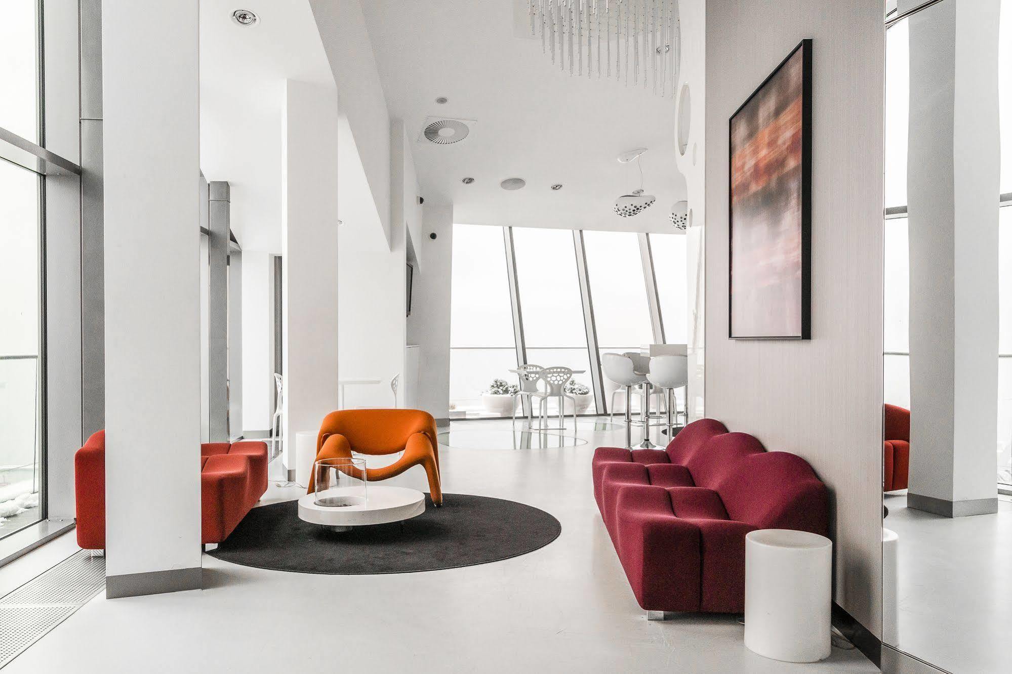 Norda Apartamenty Sea Towers غدينيا المظهر الخارجي الصورة
